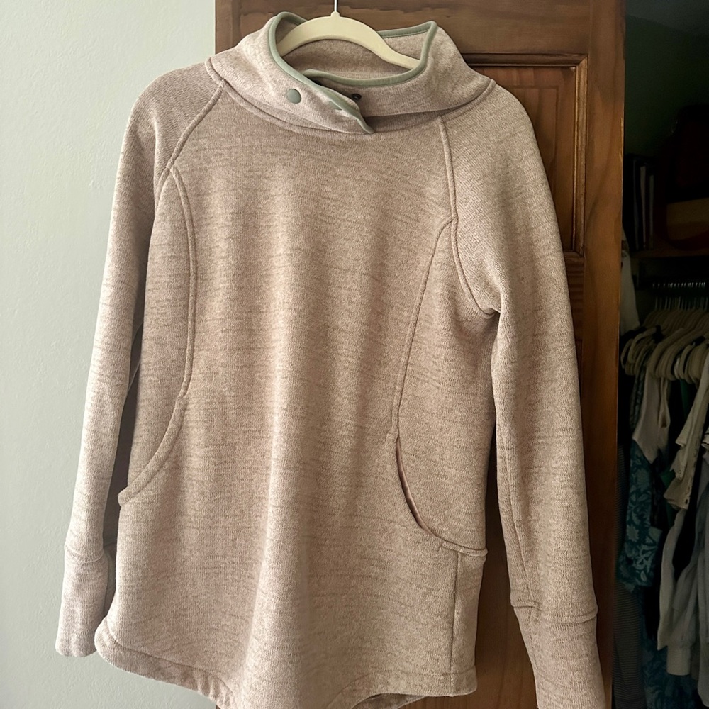 Prana Women's Sweater / Sweatshirt